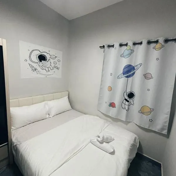 R4 Hotel-style Room With Projetor #1min Walk to Ksl City Mall, hotel v destinaci Johor Bahru