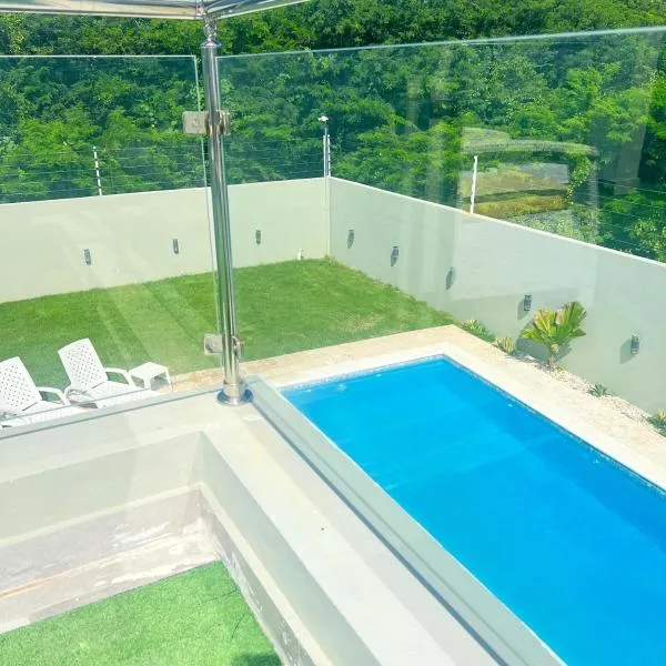 5 Star Villa minutes from Airport and Beaches, hotel v destinaci Sosúa