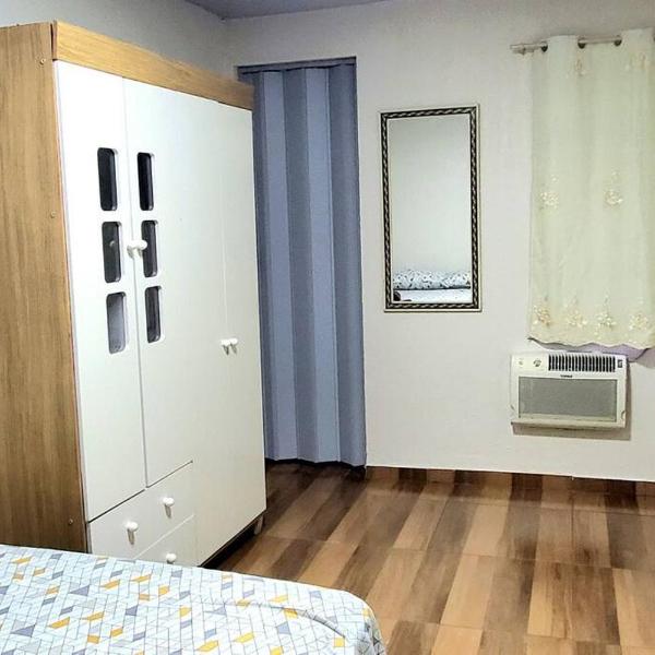 Casa com gramado e aconchegante, próximo a tudo 3 - Foto 2