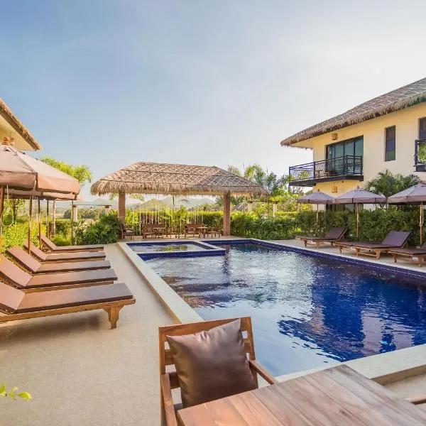 Pa Prai Villa at The Plantation, hotell i Pran Buri