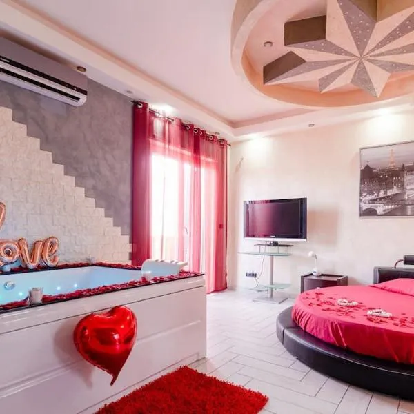 SuiteHouse - With Jacuzzi & All Comfort, hotel in San Giorgio a Cremano