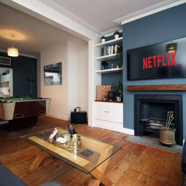 Parking | 2BR | Luxurious, hotel a Cardiff