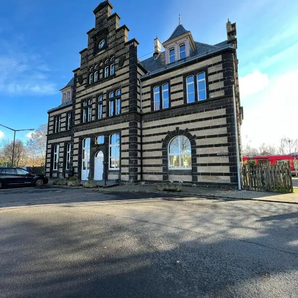 Wohnen wie im Schloss - Alter Bahnhof von Kruft, hotel v destinaci Kruft