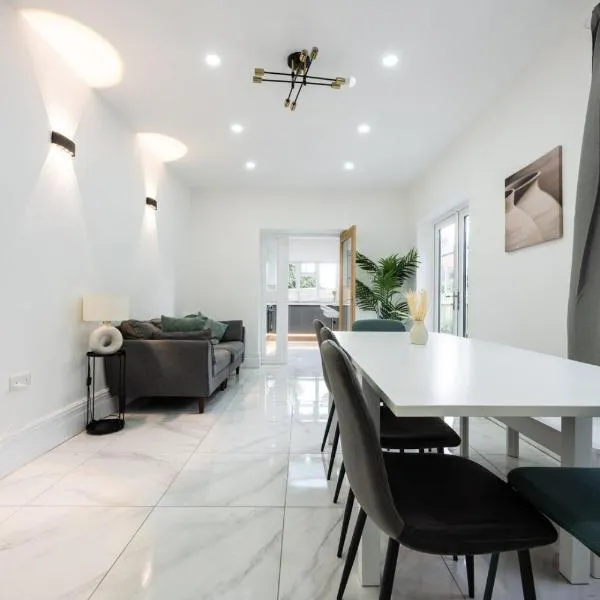 Smart TV | WiFi | Free Parking, hotel v destinaci Cardiff