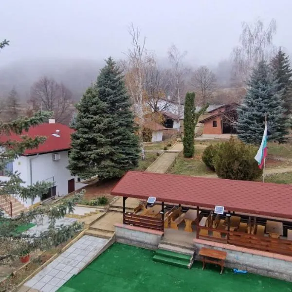 Комплекс Асеневци, hotel in Zaya