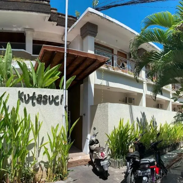 Kuta Suci Guesthouse, hotel en Kuta