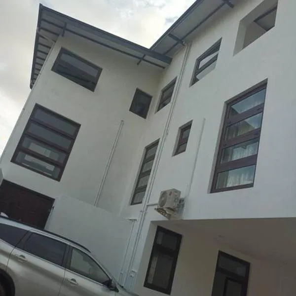 Comfortable Stay in Colombo, hotel a Rajagiriya