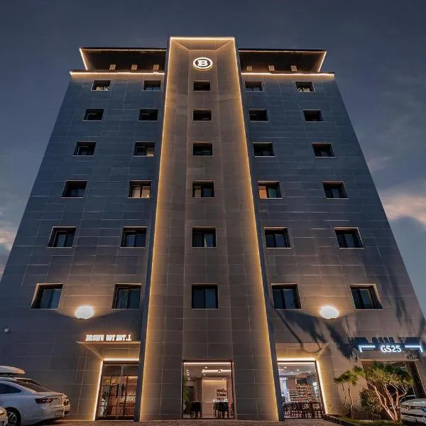 Browndot Suwon cityhall, hotel v destinaci Suwon