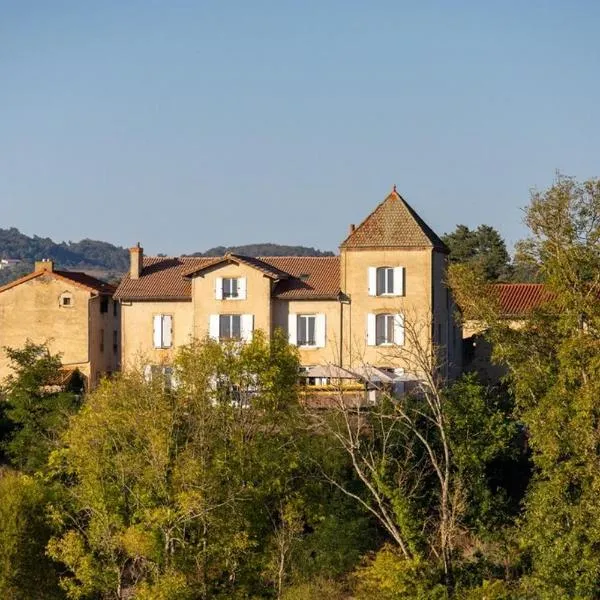 Chambres et tables d' hôtes, hotel en Isserteaux