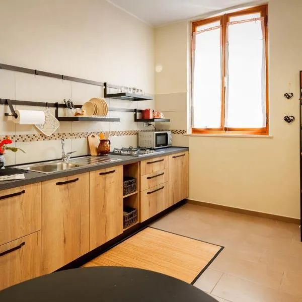 Appartamento MARISOL Grazioso e vicino al mare, hotel em Porto SantʼElpidio