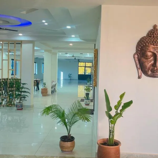 Hotel The JMC Chintpurni, hotel v destinaci Bharwain