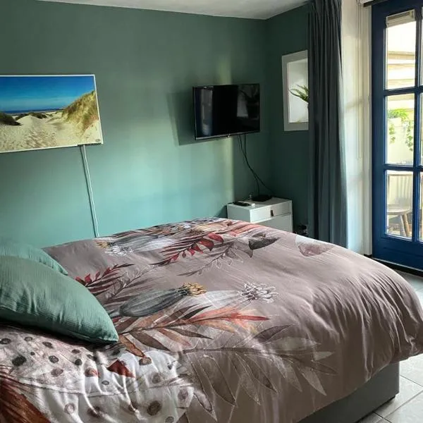 By Onzz, hotel di Kamperland
