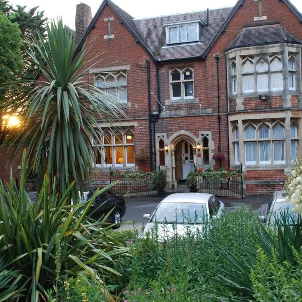 Beech House Hotel, hotel em Reading