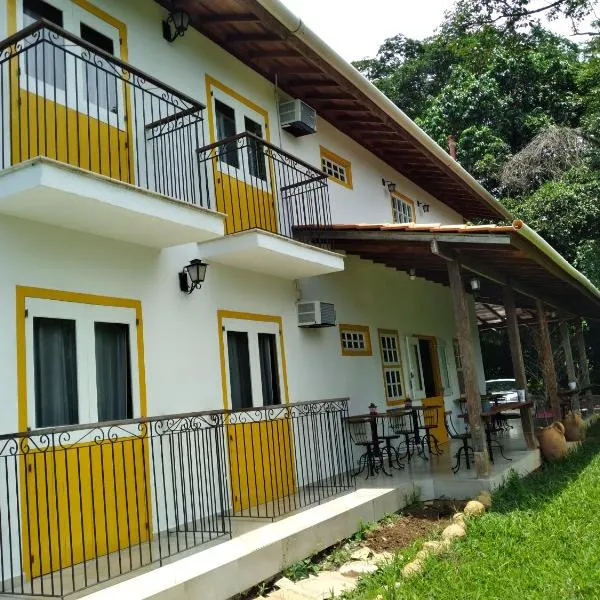 Fazenda do Bosque - Pousada e Capril, hotel in Paraty