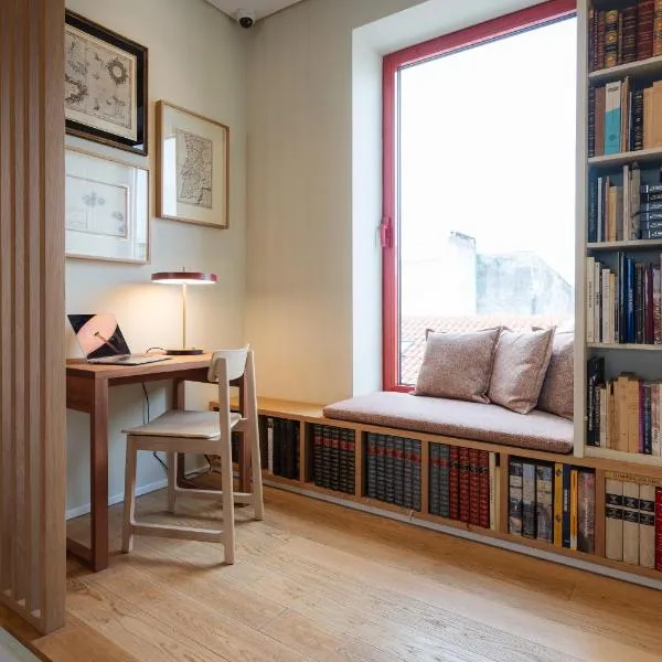 NINE DOTS Azorean Art Boutique Hotel, hotel v destinaci Ponta Delgada