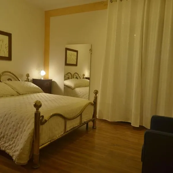 Appartamento Val d'Orcia Patri – hotel w mieście Piancastagnaio