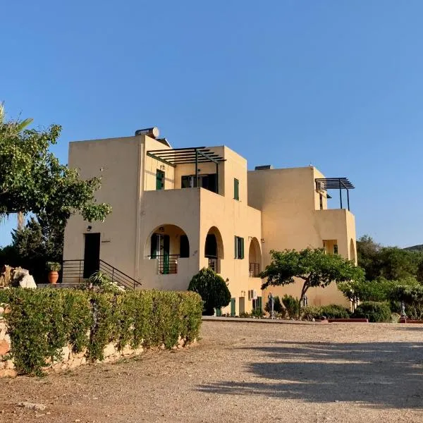 Giannikas Apartments, hotel v destinaci Livadi