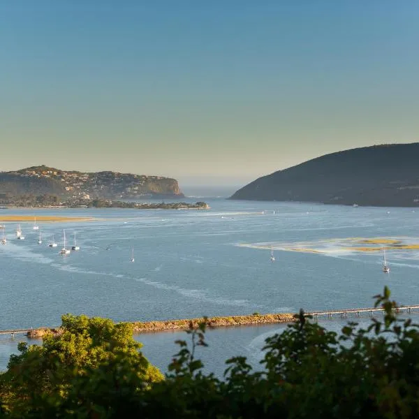 THEBLOEM Guest Suites by Knysna Paradise Collection, hotell i Knysna