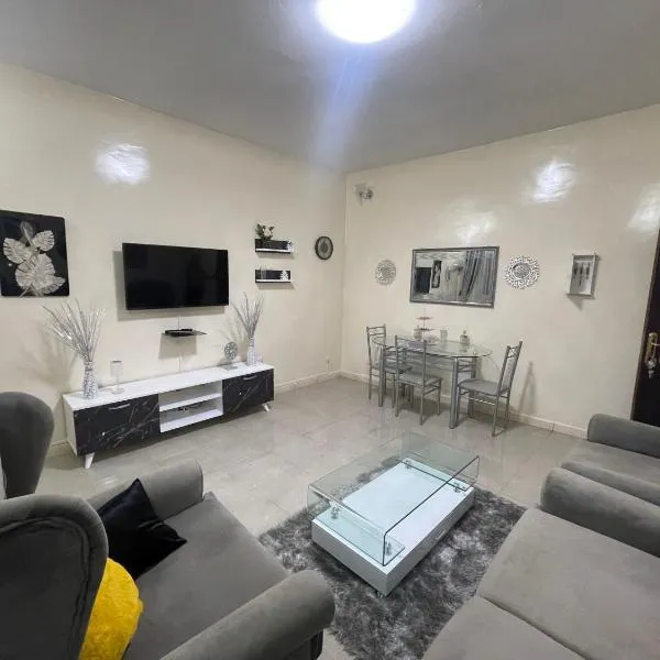 Luxe et confort a ngor dans un quartier très accessible, hotel in Ngor