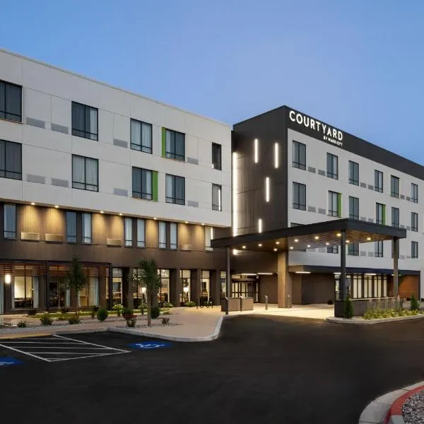 Courtyard by Marriott Pocatello, hotel in Fort Hall