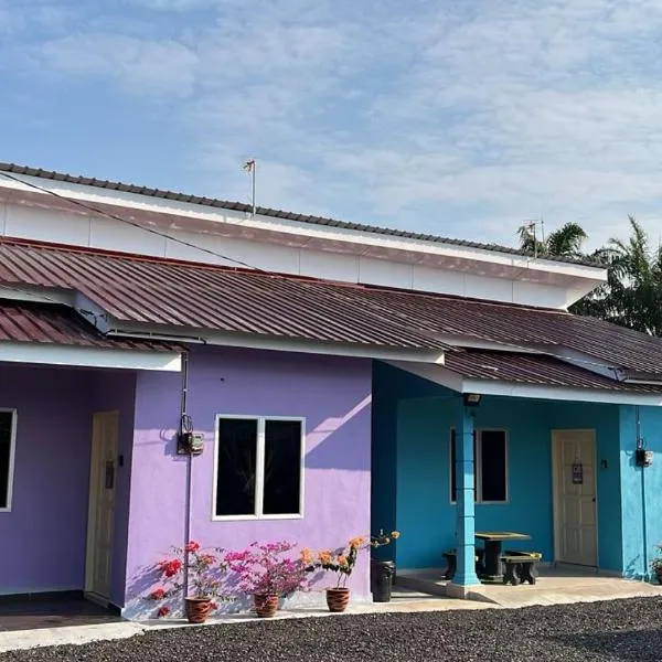 AA Burger Homestay for Musliim Only, hotel v destinaci Banting
