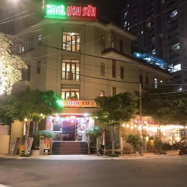 Hoa Sua Hotel, hotell i Ấp Nam