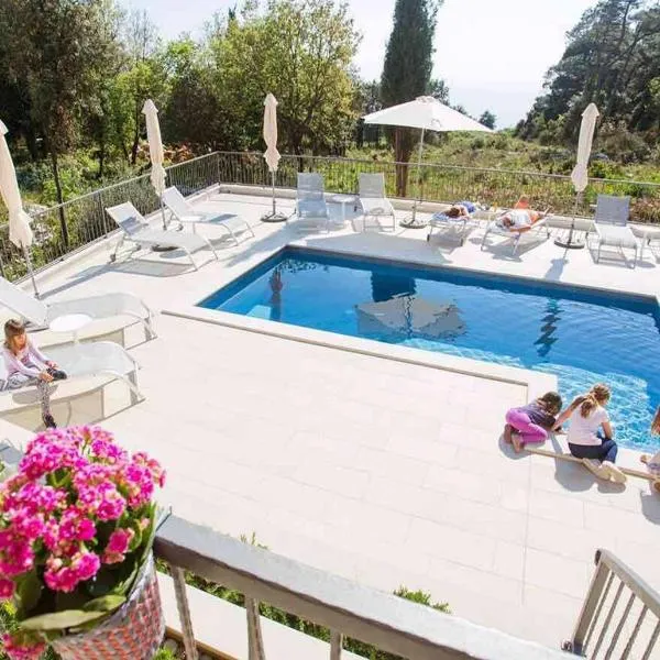 Apartments Villa Lukas, hotel v destinaci Cavtat