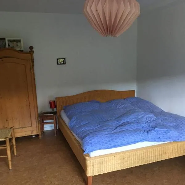 Süße Souterrain-Wohnung mit Anbindung nach Münster, hotel en Altenberge