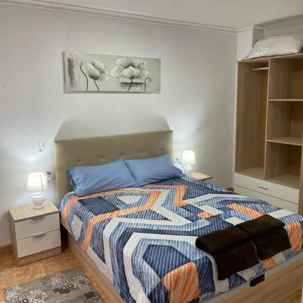 PARRA HOME y Garaje, Algemesi Home, готель у місті Algemesí