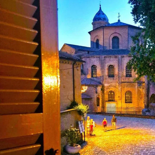 DOMUS GALLA PLACIDIA - superlative view - 50 meters from UNESCO heritage sites - San Vitale - Galla Placidia, hotel v Ravenně