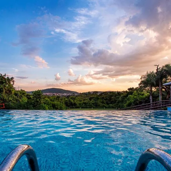 Pousada Cavaleiro dos Pireneus, hotel v destinaci Pirenópolis