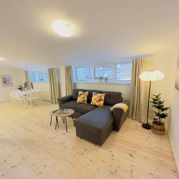 aday - Holiday Apartment in the heart of Frederikshavn, hotel v destinaci Frederikshavn