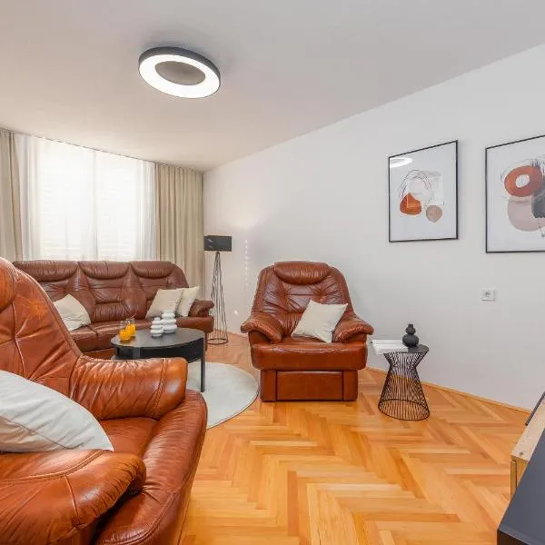 A&M 3 BRIDGE Luxury Center, hotel i Zadar