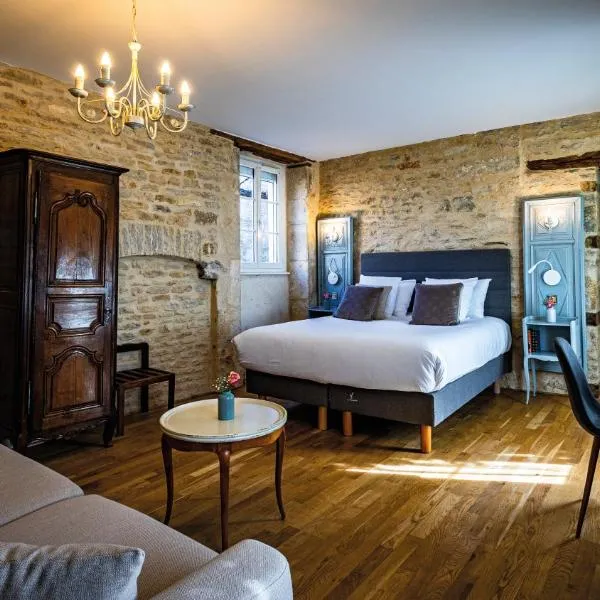 Logis Relais de la Source, hotel v destinaci Saint-Seine-lʼAbbaye