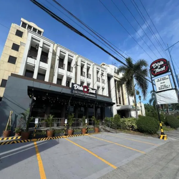 Bliss Hotel San Fernando Pampanga City、San Isidroのホテル