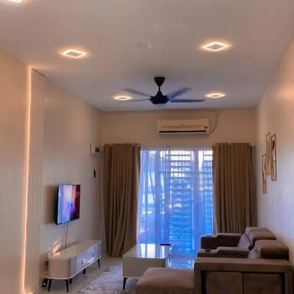Rumah Aidin Homestay, hotel di Sitiawan