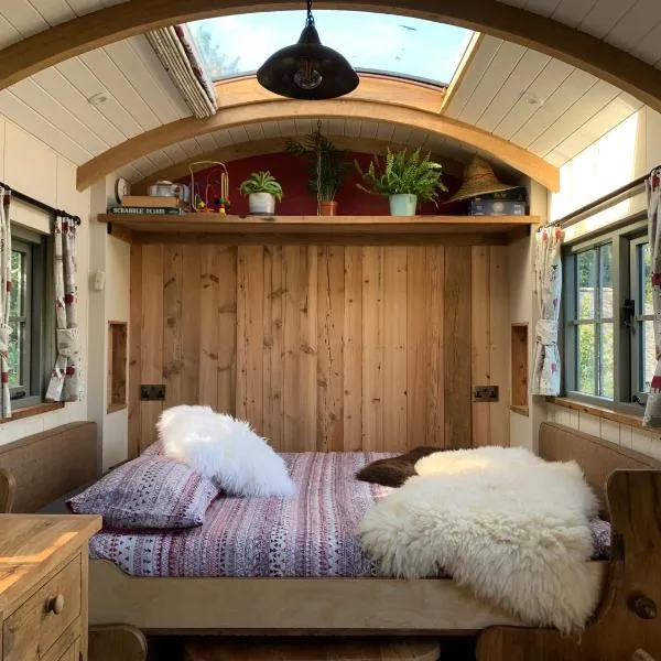 Rushford Shepherd's Hut, hotel v destinaci Newton Abbot
