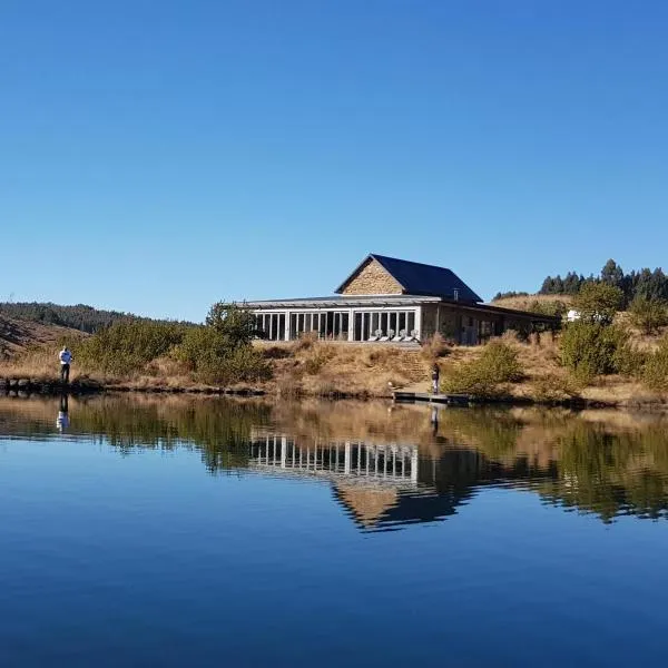 Star Dam Lodges, מלון בDargle