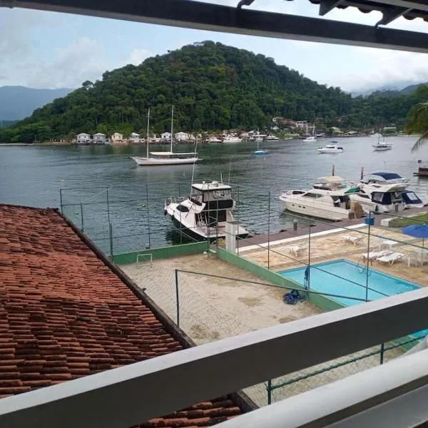 Apto com excelente localização em Angra dos Reis