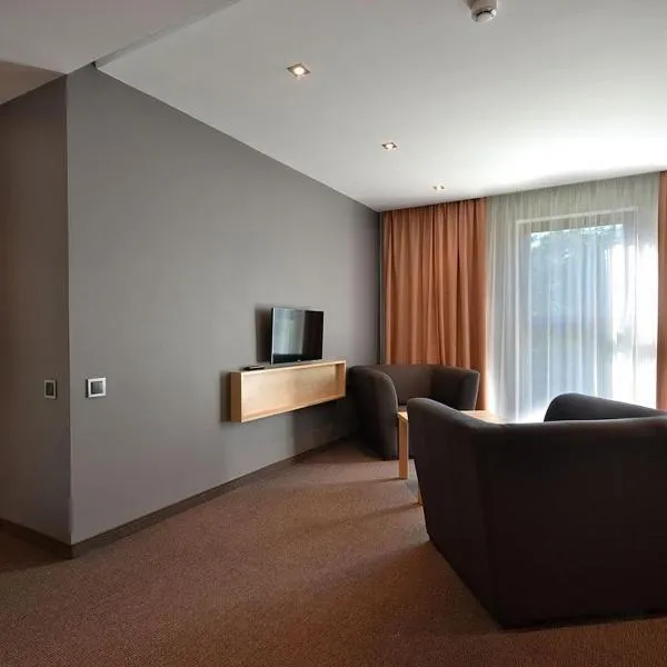 Rezydencja nad jeziorem Pestkownica, hotel v destinaci Pestkownica