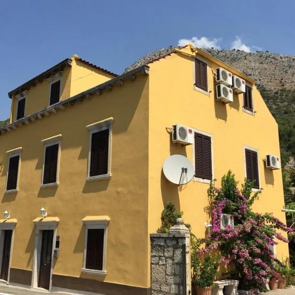 Rooms Mozara, hotel em Trsteno