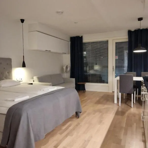 Silent apartment with balcony, hotel in Turku