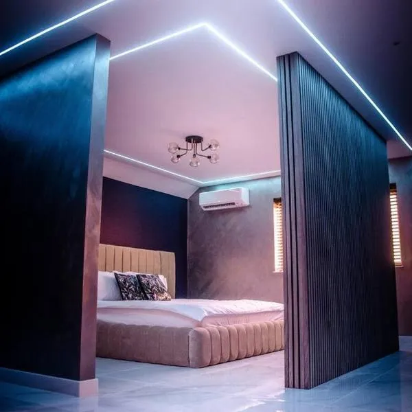 Luxury City Stay: 2-BR Penthouse, hotel v destinaci Wolverhampton