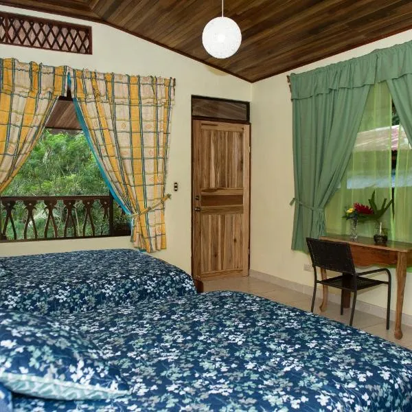 Hotel Sunshine Caribe, hotel in Puerto Viejo
