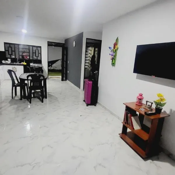Bello apartamento familiar en Pitalito, hotel v destinaci Pitalito