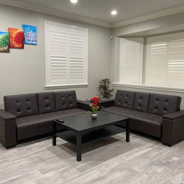 New! Modern Gated Summer Getaway Home, hotel in Rosemead