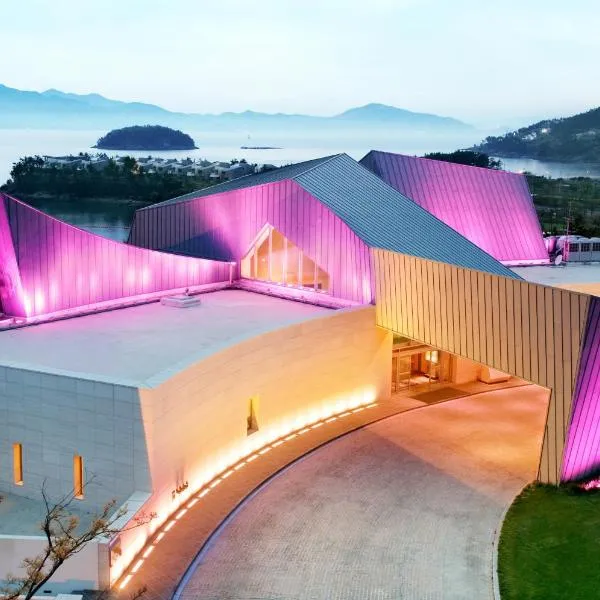 Ananti at Namhae, hotel v destinaci Namhä