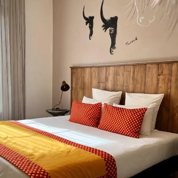 Hôtel Saint Louis, hotell i Aigues-Mortes