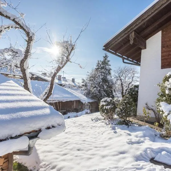 Apartment Bergblick, hotel v destinaci Frasdorf