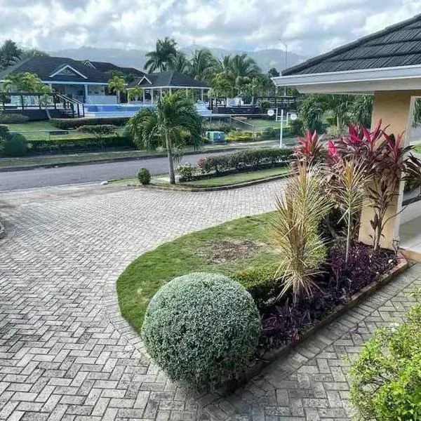 Oasis @ Richmond Estate - Ocho Rios - St Ann, hotell i Richmond